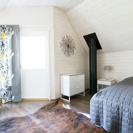 Spacious For 4 With Sauna 公寓 *