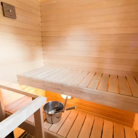 Spacious For 4 With Sauna 拉彭兰塔