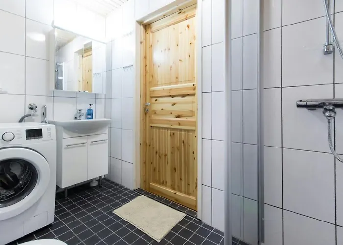 Spacious For 4 With Sauna